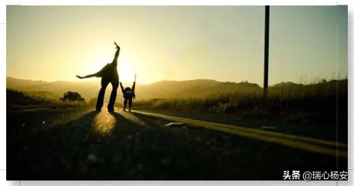 台湾作家许荣哲：关于爸爸的故事