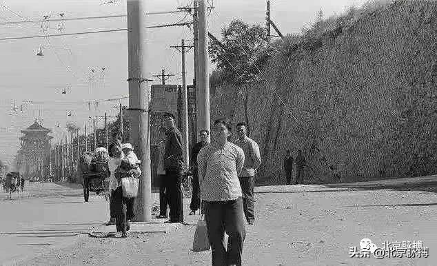 记忆中的北京绘画,这些画最能还原真实的老北京