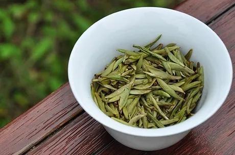 白毫银针原生态白茶,白茶白毫银针价格表大全