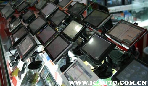 车载显示屏触摸失灵怎么办,车载显示屏不亮的原因