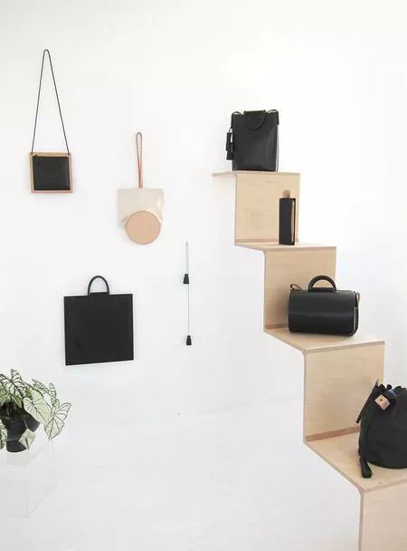 又上档次又不贵又小众的牌子包包,10个好看不贵的包包品牌