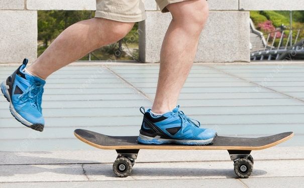 李宁哪款滑板鞋好穿,李宁好看的滑板鞋雪凝灰色的