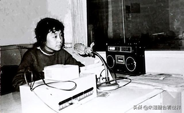 历届金话筒奖获得者名单,金话筒李忠莲个人资料