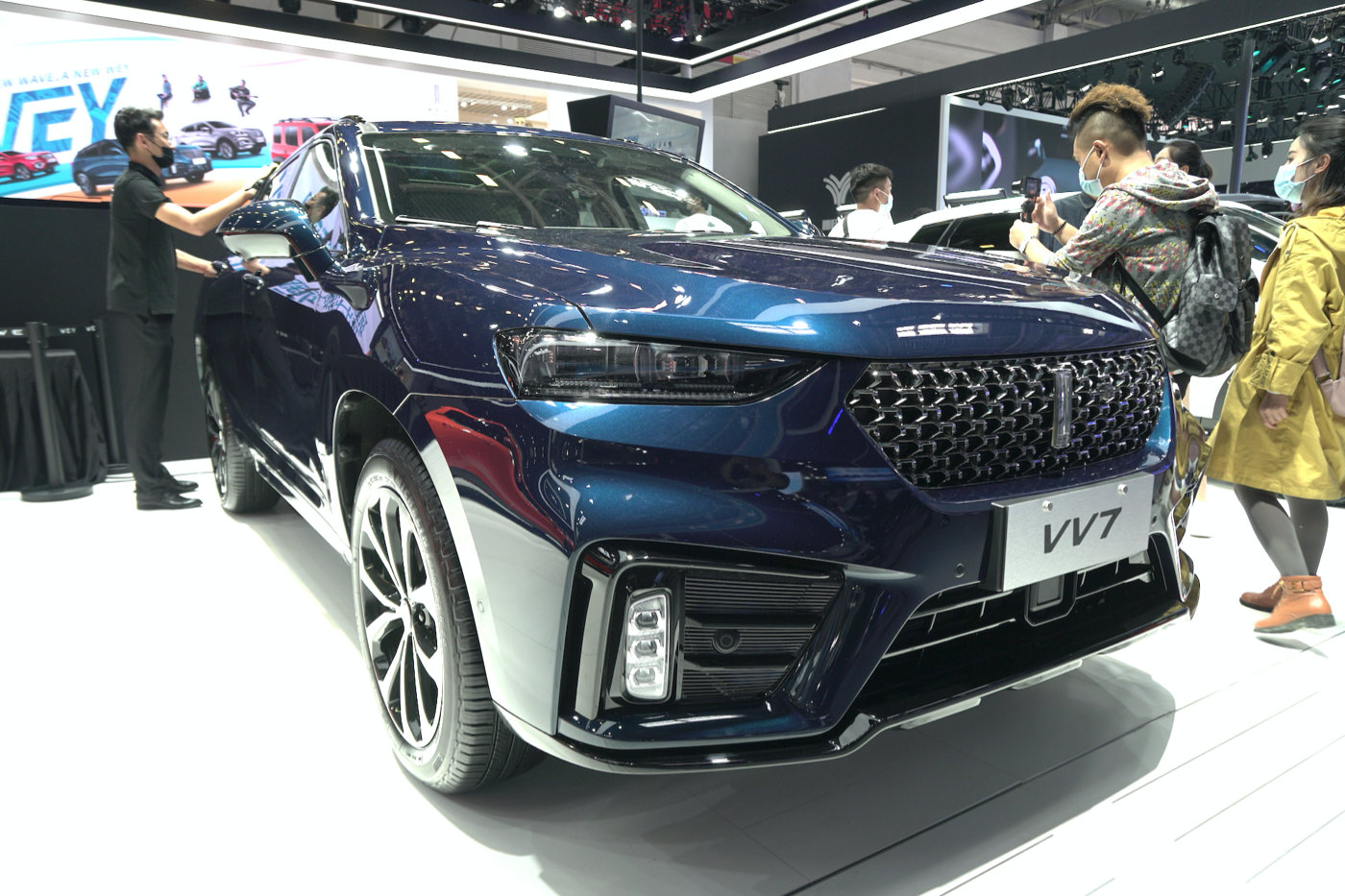 vv7科技版和旗舰选哪个好,vv7科技版和普通版的区别