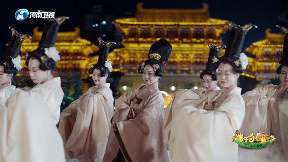 河南卫视杀疯了，《洛神水赋》火遍国内外！华春莹都被圈粉