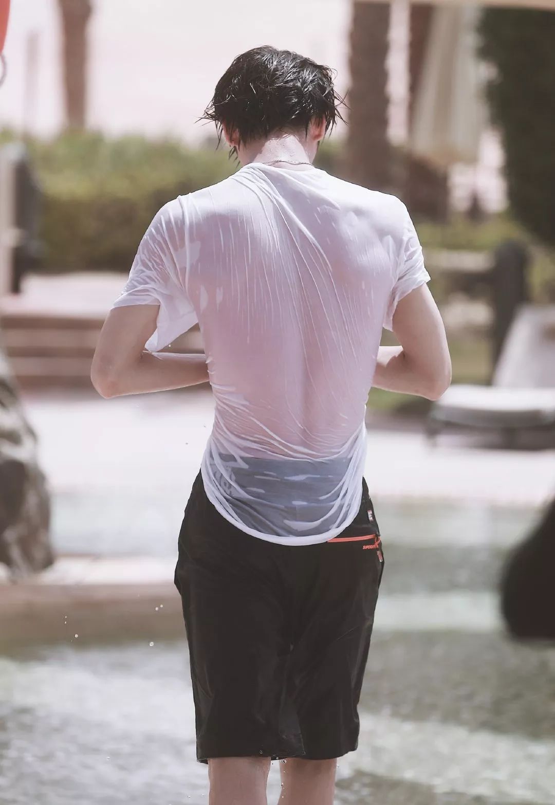 亲爱的热爱的韩商言腹肌,韩商言露出全部腹肌