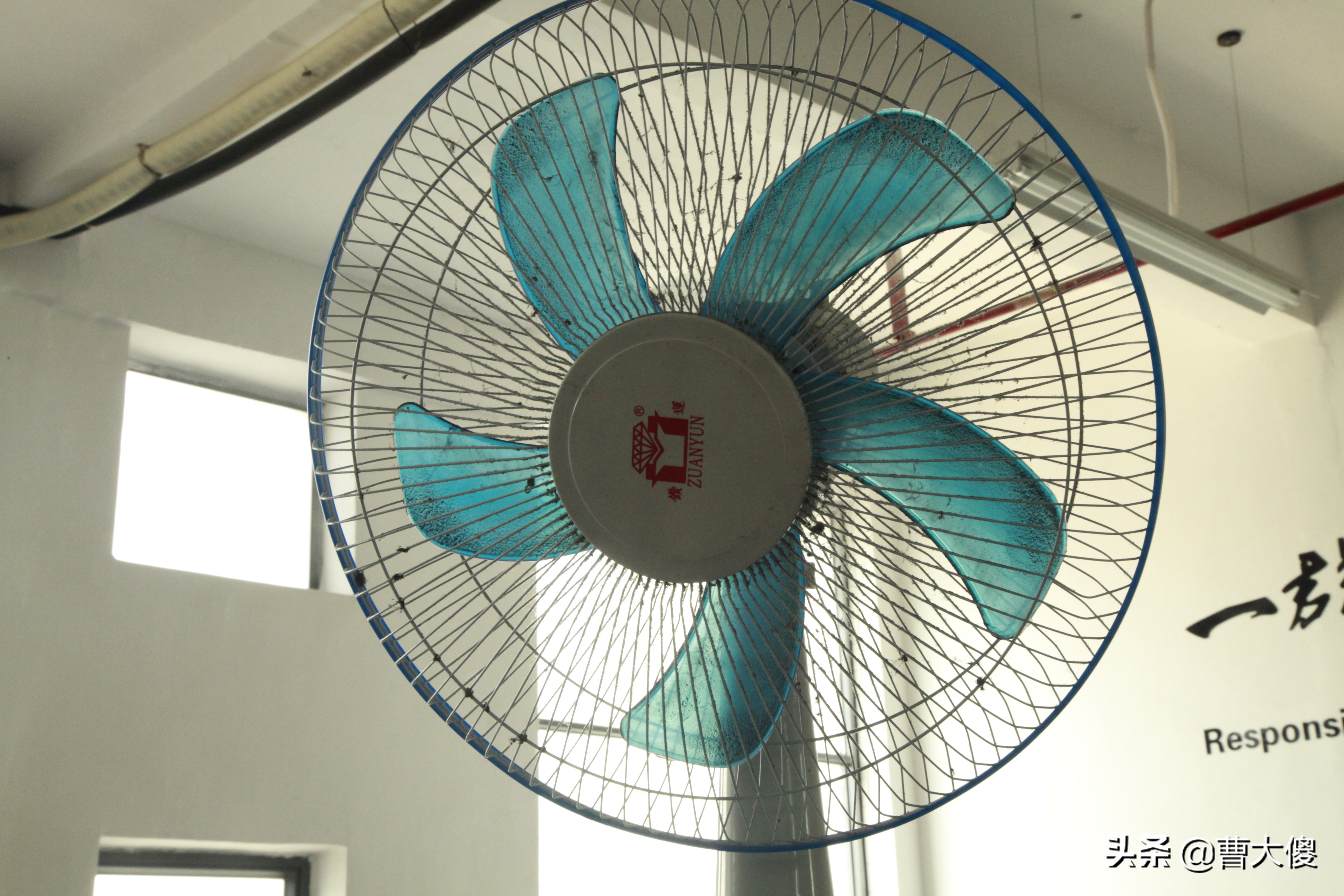 如何看相机的快门速度,相机怎么看光圈快门iso