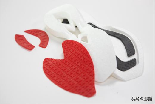 国产进阶跑鞋对比,国产顶级跑鞋横评