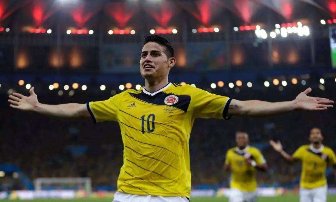 J罗在皇马没有未来，他的无奈展现出十号位球员的“生存危机”