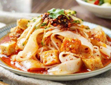 简单凉皮洗面筋制作方法,高筋面粉洗凉皮的方法