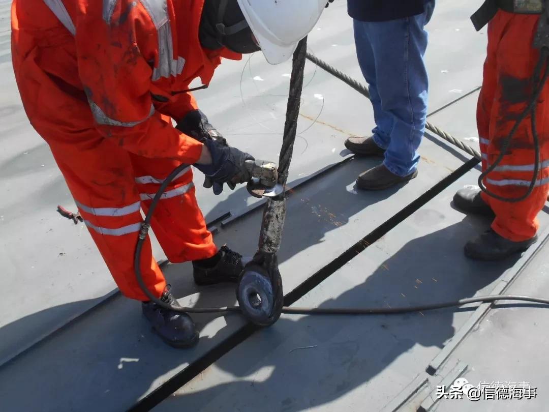 如何给DECKCRANE换钢丝——最后一步，换HOISTING钢丝