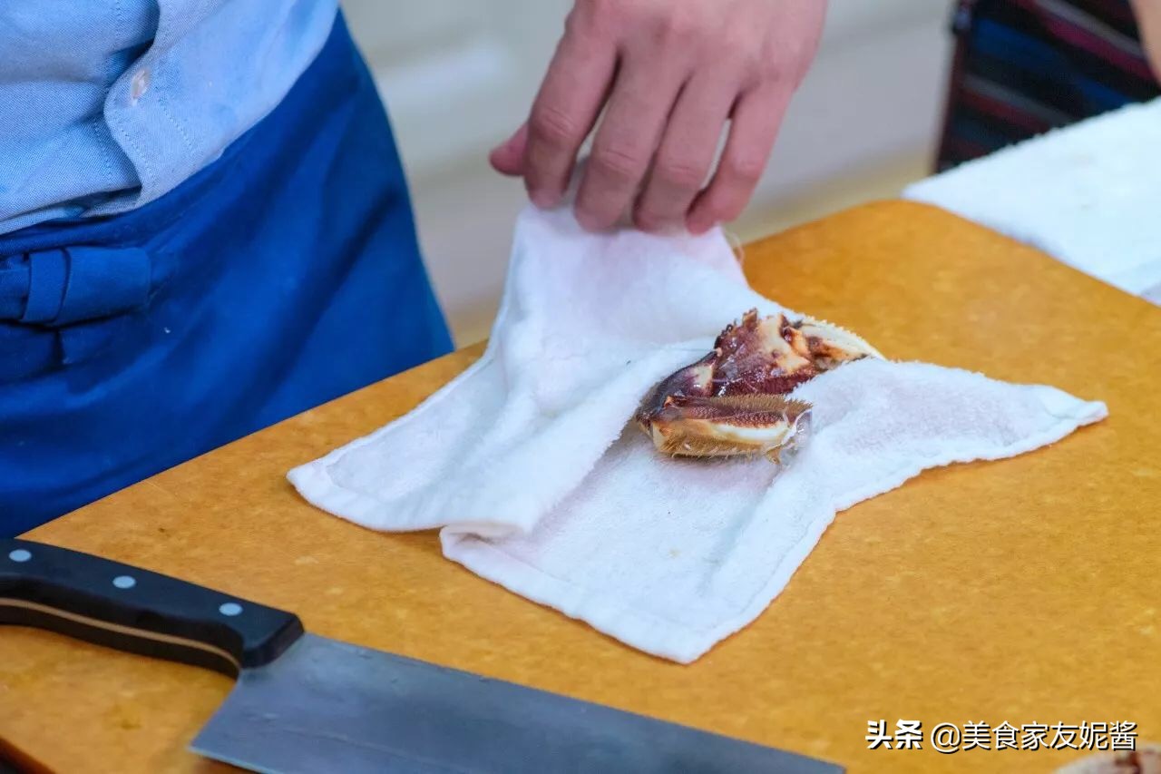 怎么样做香酥蟹,葱姜爆蟹教程