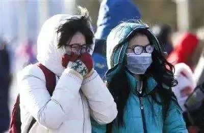 欧文·亚隆《直视骄阳》:当死亡焦虑来袭,该如何直面死亡?