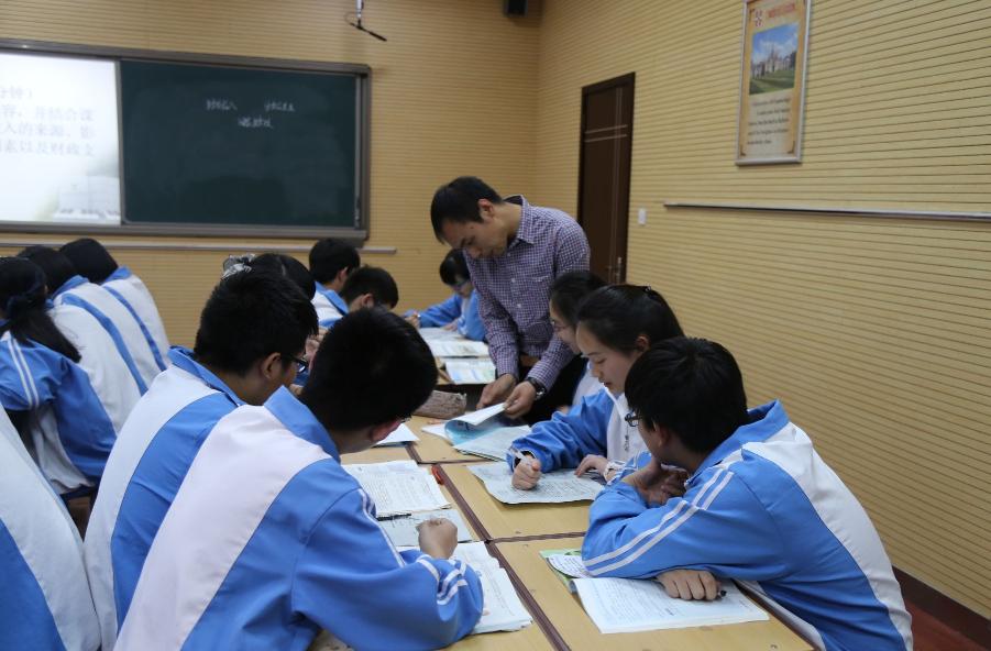 怎么叫都叫不醒的人,高中生睡着叫不醒是什么原因