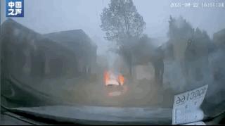 男子触电20秒身亡一旁同事未察觉,生死10分钟救人视频