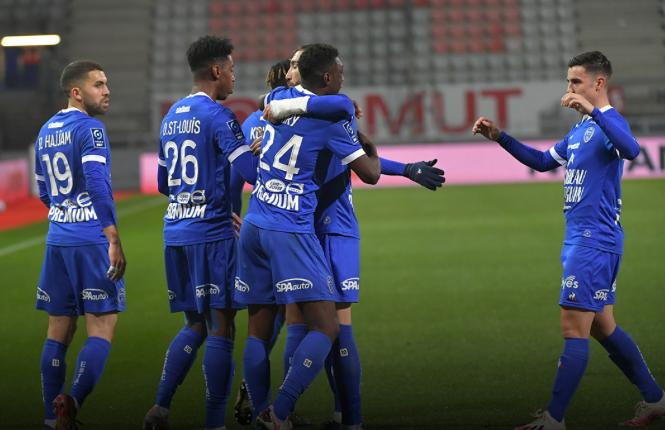 欧冠布拉迪斯拉vs斯威,沙姆罗克流浪vs布达雷