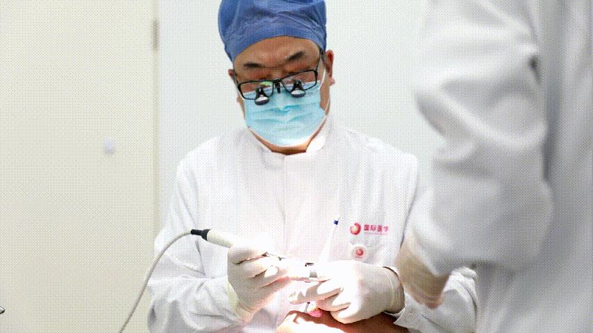 倪龙兴：用心守护牙齿健康