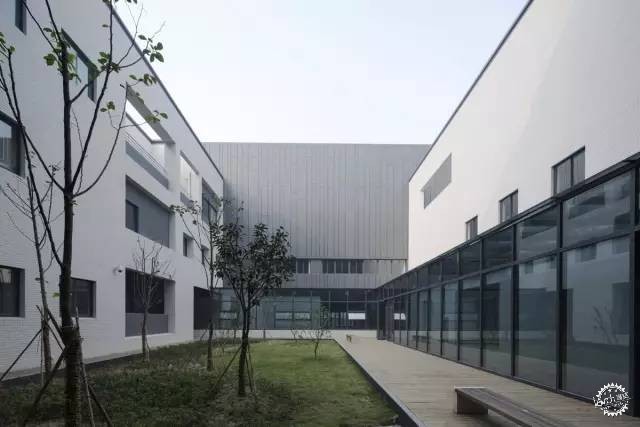 中国十大建筑最美大学,中国最美的十个学校环境