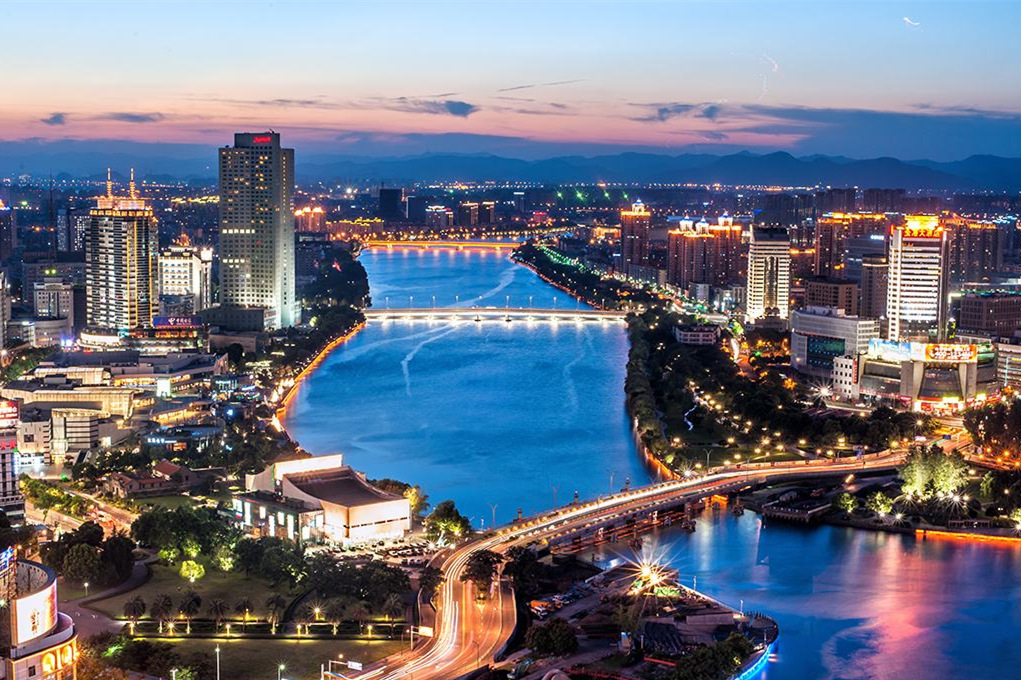 看宁波最大港口去哪,参观宁波港在什么位置最好