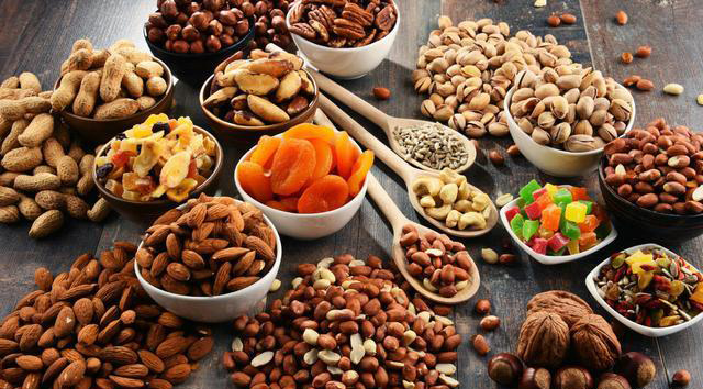 孩子噎住了急救视频,宝宝被噎住一招来急救