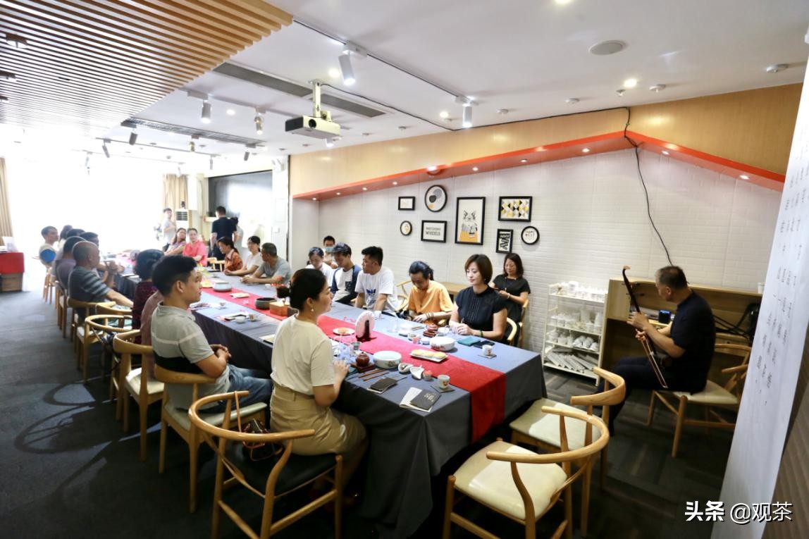 首个国际茶日相约浪漫之城｜益武*界无**茶会·湾区共茗