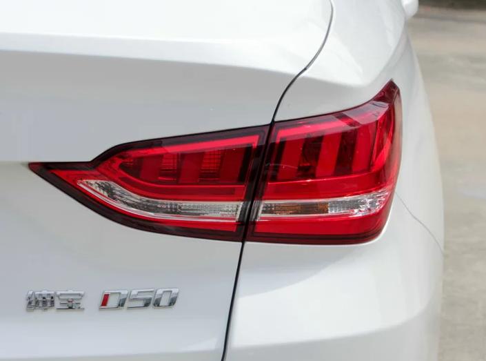 新手买车选什么车型,新手买车买什么二手车好