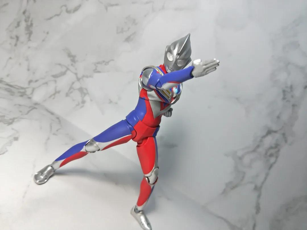 光的继承者图片,shf系列迪迦奥特曼开箱视频