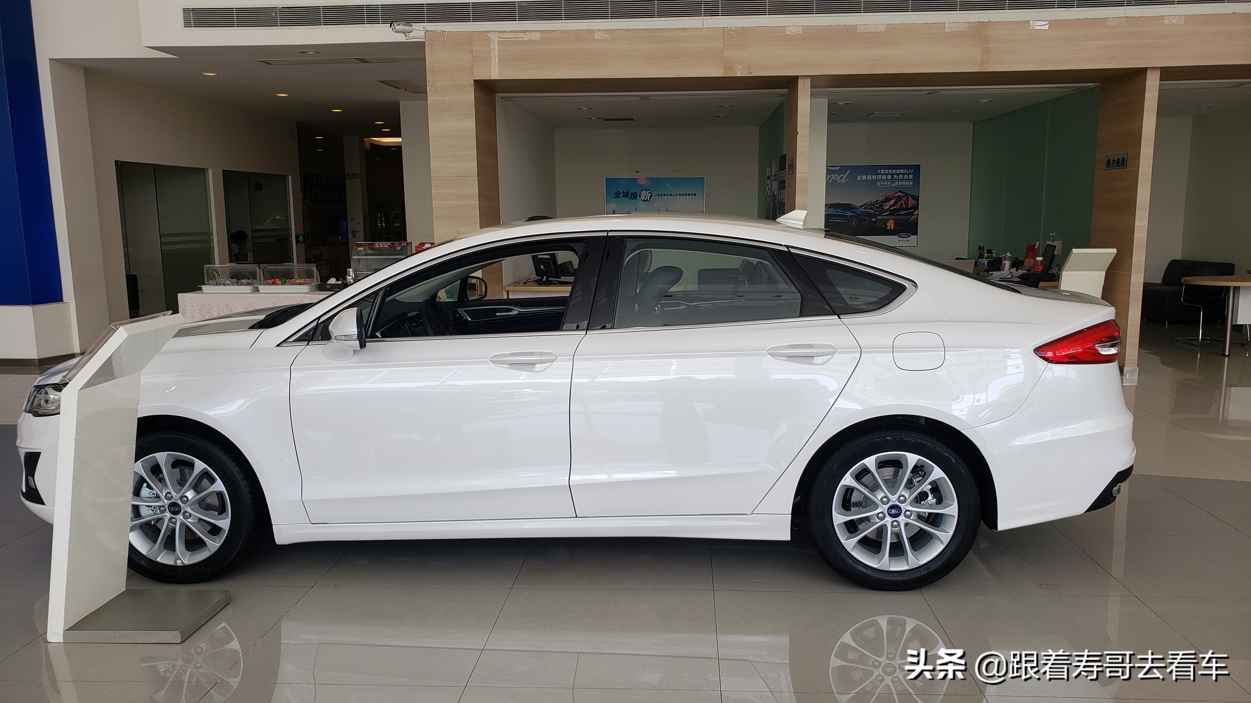 蒙迪欧历史图片,蒙迪欧为什么是欧洲的