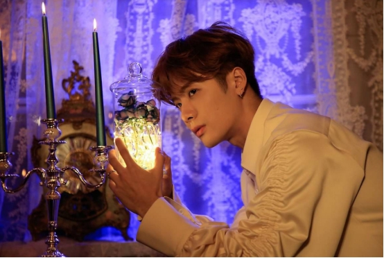 如何评价王嘉尔的商业价值,王嘉尔做到极致人生才会开挂