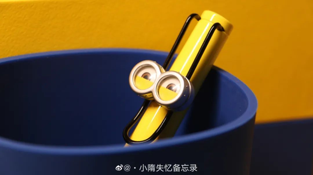 凌美环球影城联名钢笔,环球影城小黄人联名手办