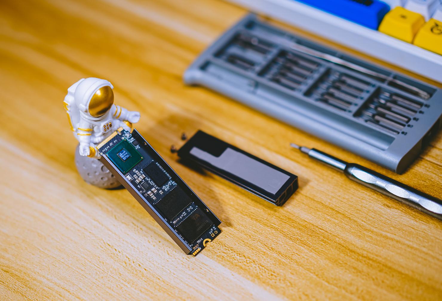 威刚羿龙s70b对比三星980pro,威刚s70b和三星980pro实测