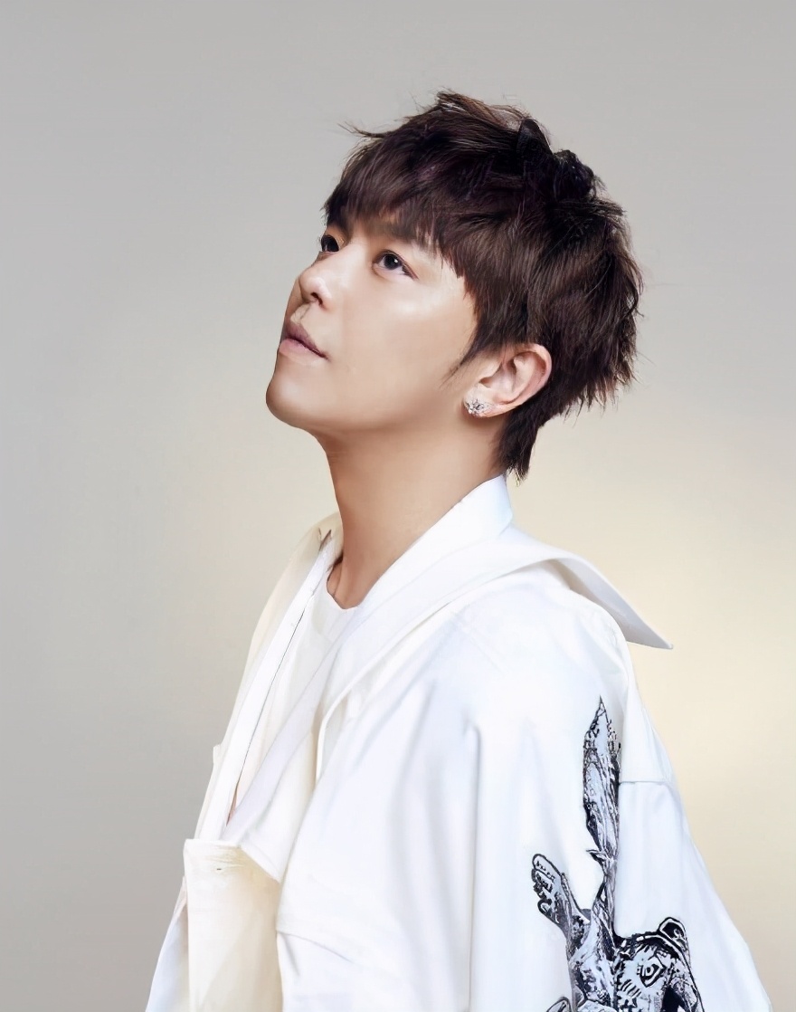 黄鸿升留4280万房产，黄爸还不起房贷，离异的黄妈也能分遗产