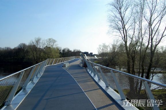 diy留学爱尔兰简单省钱,一分钟教你留学韩国