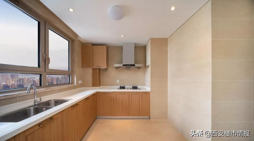 融创大盘交付效果图,曾经开发商抢破头的地王