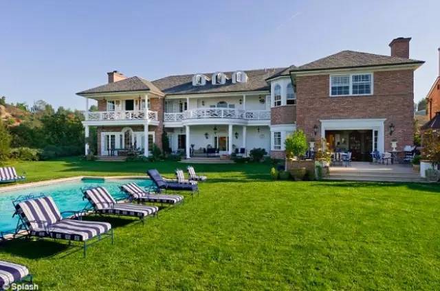 维密破产后的变化,维密英国公司破产维密秀还有吗