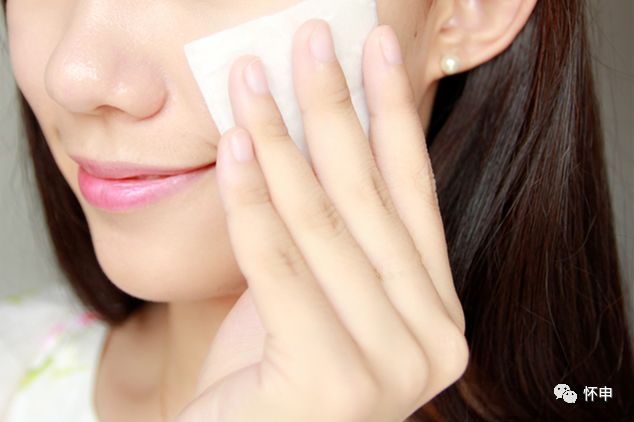 科颜氏在得物上买靠谱吗,科颜氏白泥值得买么