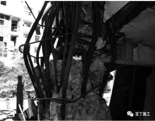 钢筋保护层偏差原因,板面钢筋露筋怎么处理