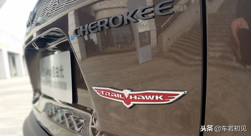 试驾2019jeep自由光全能版,jeep自由光试驾新款