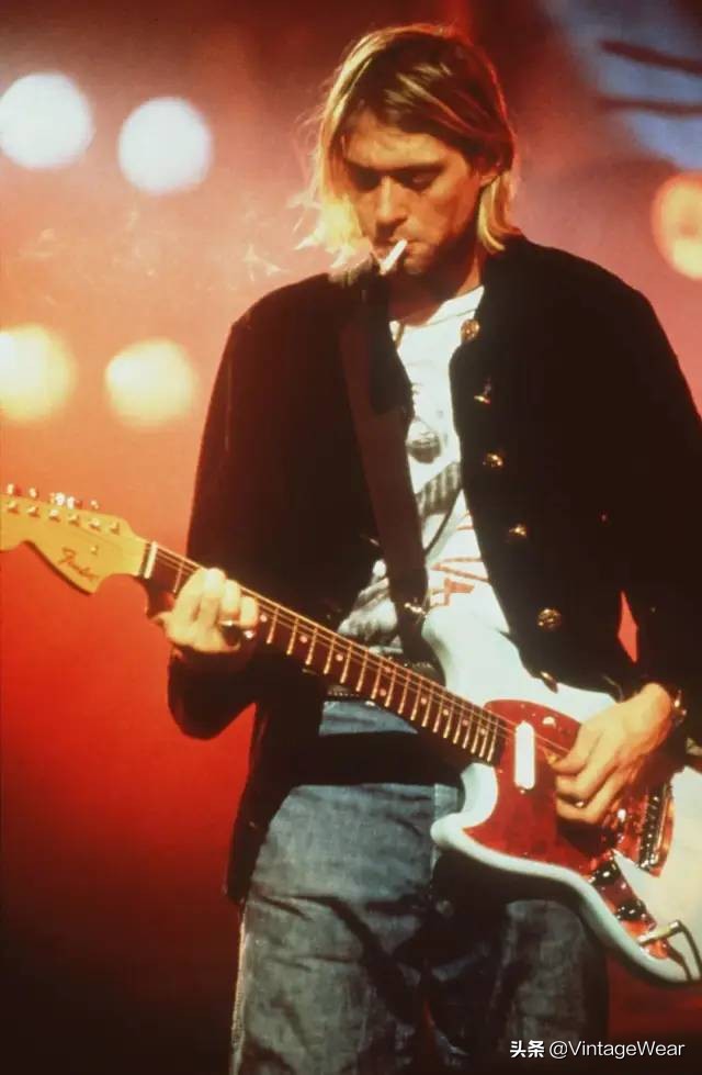 致敬环卫大叔的视频,致敬重金属摇滚