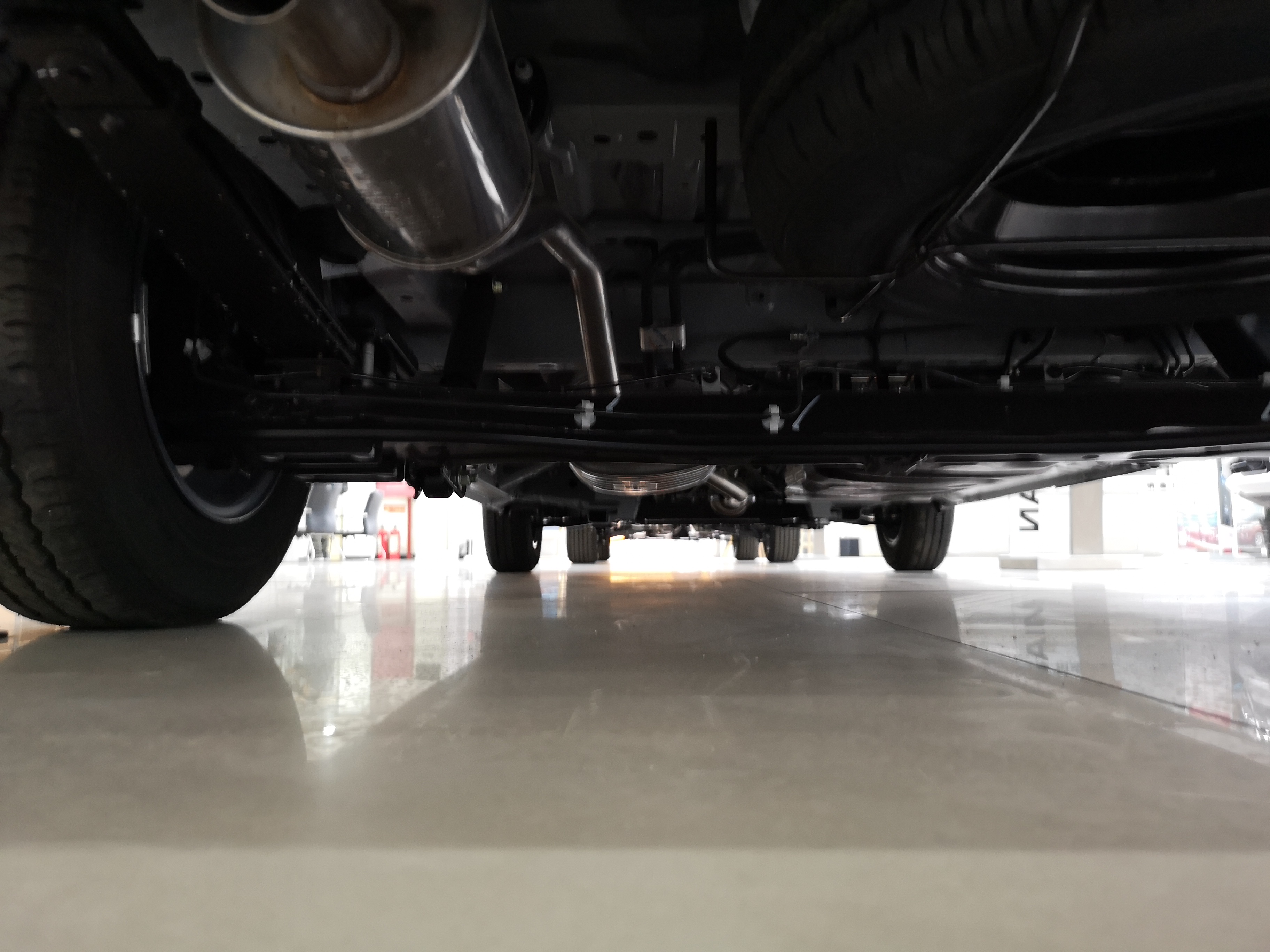 福建18款日产nv200改装六座,日产nv200手动挡17款改装