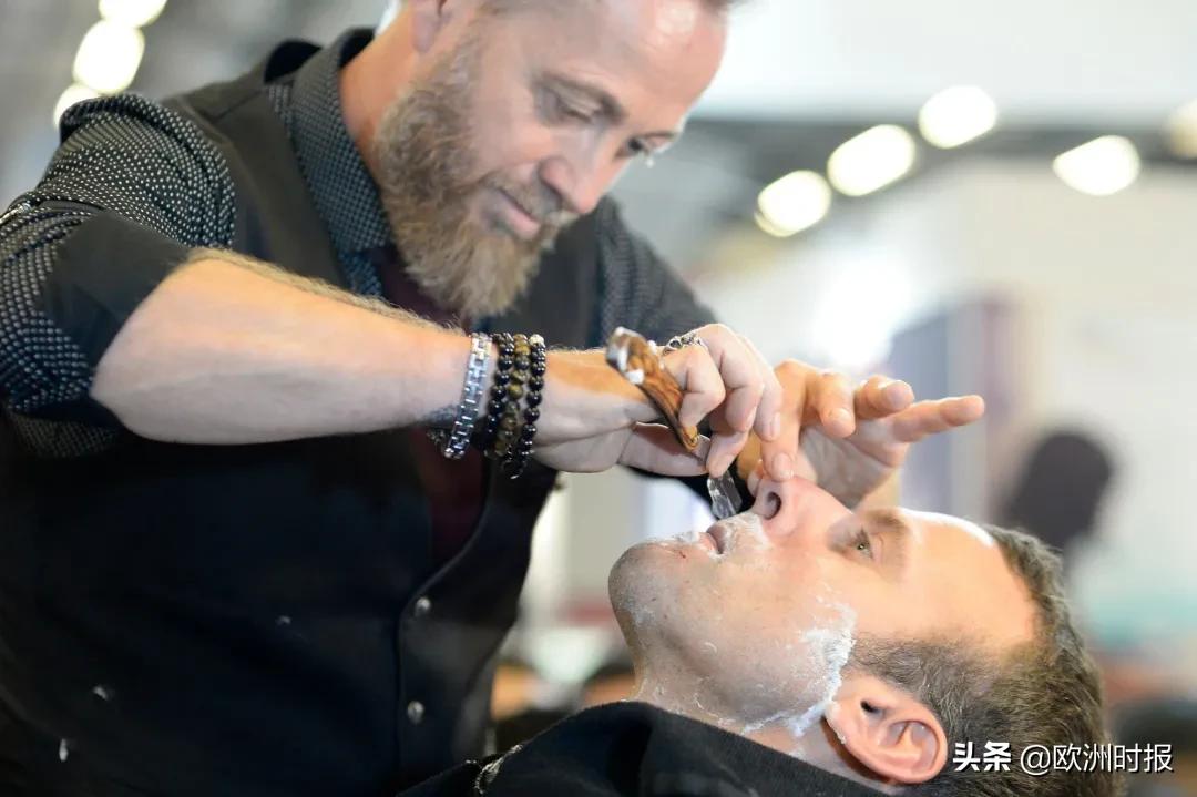 爱丽舍宫年度账单大揭秘!小马哥一年花了1亿?