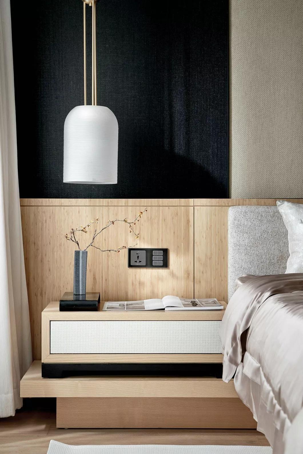 白墙有黑霉点怎么去除,白墙钉子洞怎么去除