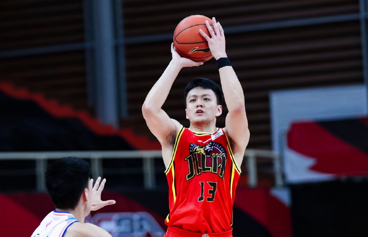 姜宇星绝杀吉林爆冷击败深圳,吉林首季开门红