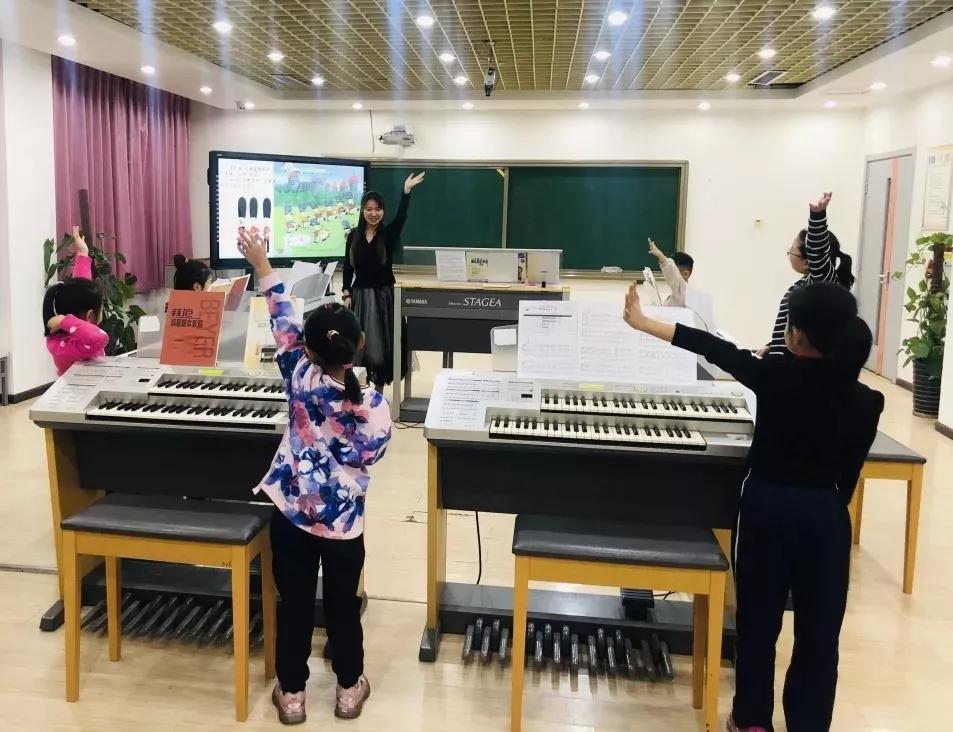 双排键能模仿几种乐器,带你了解魔法