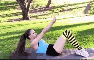 家庭腹肌训练，8个动作，坚持2个月，有效紧致小肚子，练出马甲线