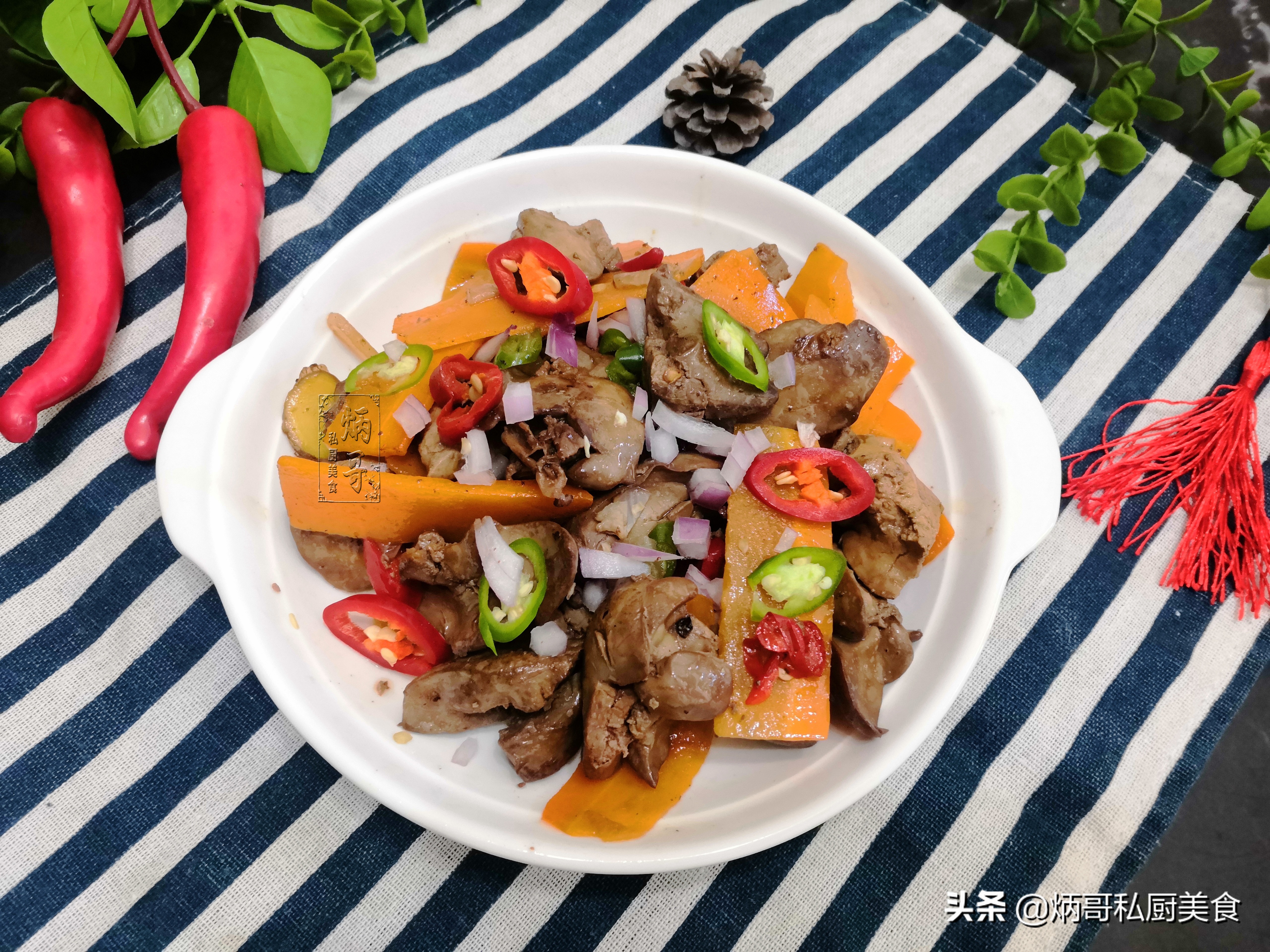 鸡身上有一块小肉很好吃,鸡身上的营养