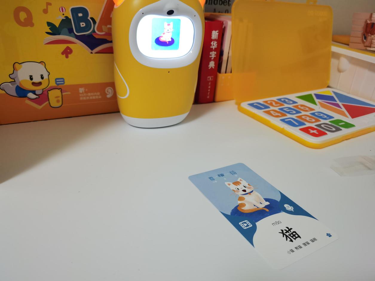 聚齐“语数英”三科辅学，牛听听读书牛幼小衔接好帮手