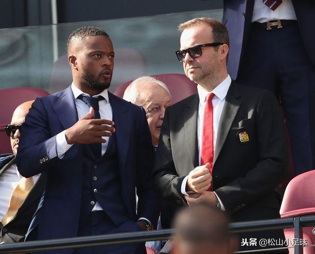 曼联传奇现场看球,曼联传奇足球