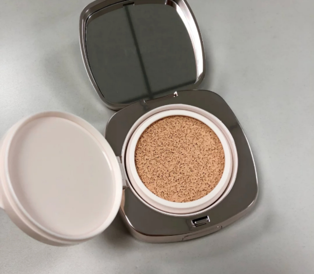 四款热门大牌气垫测评,兰蔻菁纯和ysl气垫