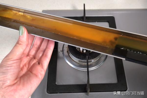 油烟机里的“废油”，一滴都不要倒掉，特别“值钱”，省钱又实用